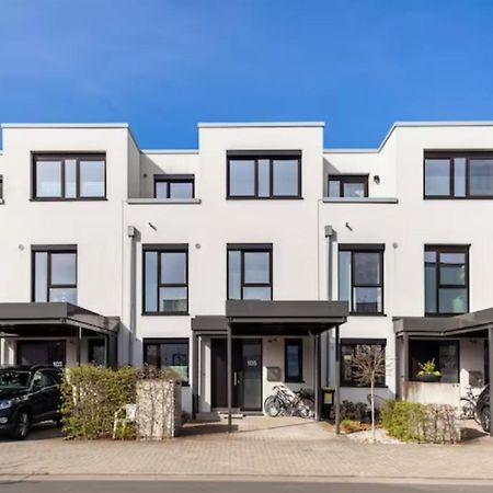 Privat Zimmer Richtung Messe Hannover Exterior foto