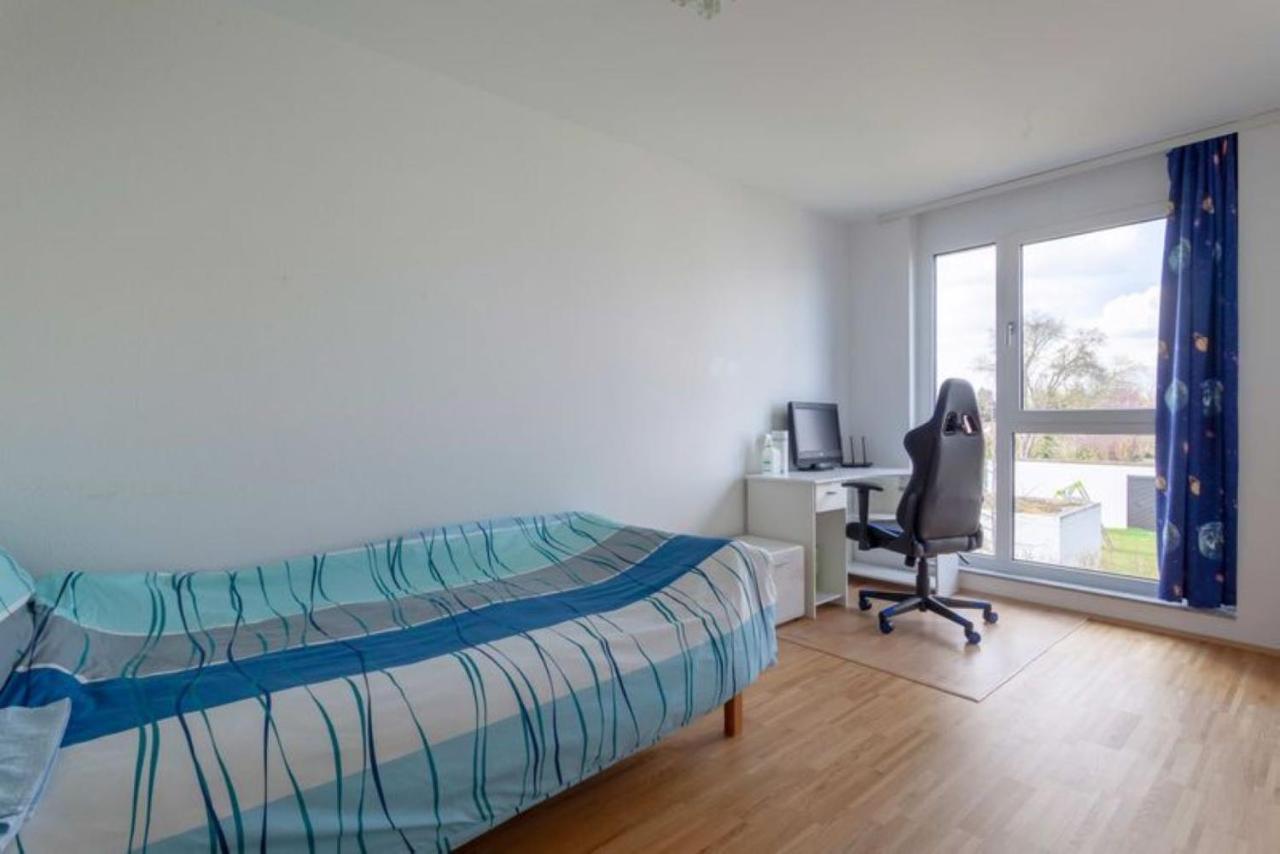 Privat Zimmer Richtung Messe Hannover Exterior foto
